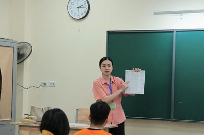 Chấm Ngữ văn tốt nghiệp THPT bằng rubric: Rộng 'cửa' cho bài làm sáng tạo