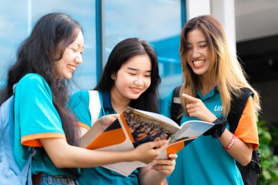 Đại học Kinh tế TP.HCM tăng 200 bậc trên bảng xếp hạng quốc tế