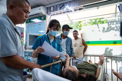 Giá khám, chữa bệnh tăng tại loạt bệnh viện tuyến cuối