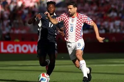 Croatia vượt qua Panama, nuôi hy vọng đi tiếp tại World Cup