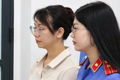 Khởi tố, bắt tạm giam nguyên Kiểm sát viên về tội 'Làm sai lệch hồ sơ vụ án'