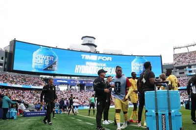 Bên lề World Cup: Huấn luyện viên Deschamps về nước chịu tang mẹ, FIFA bảo vệ quãng nghỉ giữa hiệp
