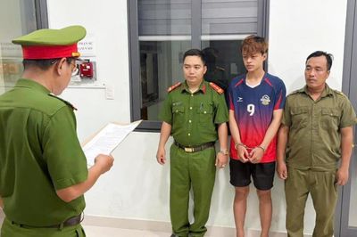 Đạo chích là cháu trong nhà