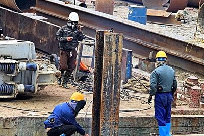Gồng mình dưới 'chảo lửa' hơn 40°C