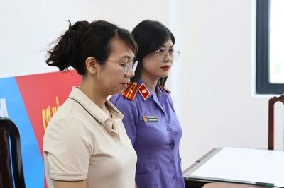 Khởi tố, bắt tạm giam nguyên kiểm sát viên vì làm sai lệch hồ sơ vụ án