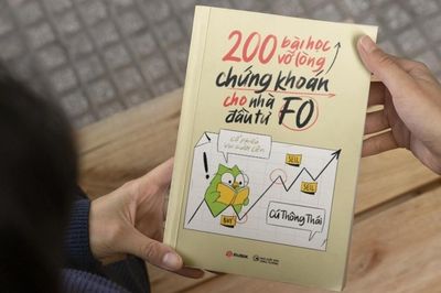 Bẫy 'phím hàng' chứng khoán và bài học cho nhà đầu tư F0