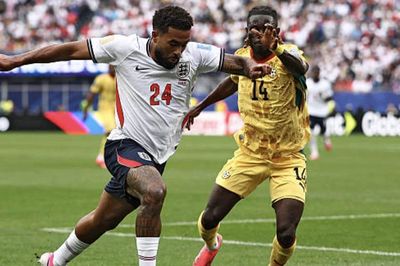 Trực tiếp Anh vs Ghana 0-0 (H1): Ghana 'dựng xe bus' trước khung thành