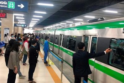 Hà Nội yêu cầu làm rõ việc Công ty Trí Đức chậm trả lương nhân viên bảo vệ tại ga metro