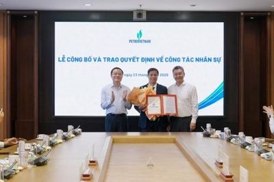 [VIDEO] Petrovietnam giao nhiệm vụ Trưởng Ban Thăm dò Khai thác dầu khí cho ông Nguyễn Văn Khương