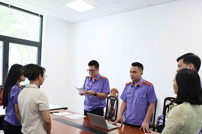 Khởi tố nguyên Kiểm sát viên VKSND TP Hà Nội vì làm sai lệch hồ sơ vụ án