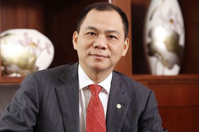 Tỷ phú Phạm Nhật Vượng thôi làm CEO VinFast