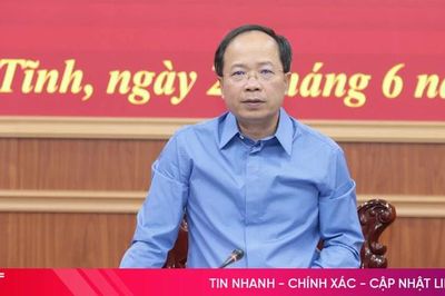 Giao nhiệm vụ diễn tập khu vực phòng thủ tỉnh Hà Tĩnh năm 2026