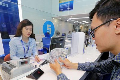 Tỷ giá hôm nay 24/6: USD nhích lên, trong khi NDT giảm mạnh
