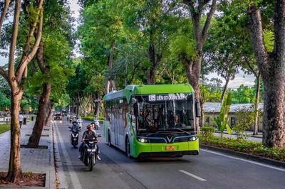 Hà Nội vận hành vé điện tử liên thông cho giao thông công cộng từ 25/6