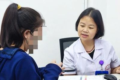 13 năm không bỏ cuộc và cái kết ngọt ngào của hai mẹ con mắc viêm gan B