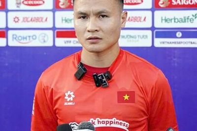Quang Hải: ĐT Việt Nam xem Ronaldo & Messi đá World Cup vẫn không quên nhiệm vụ