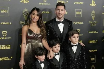 Gia đình Messi nổi bật trong trận cầu lịch sử, hai con trai chơi đùa gây sốt mạng xã hội