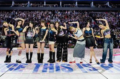 Số tiền hơn 3 nghìn tỷ đồng gây sốc của TWICE