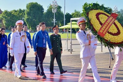 Tuổi trẻ Việt Nam báo công dâng Bác, khẳng định tinh thần tiên phong thời đại mới