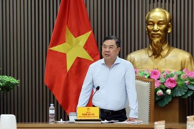 Phó Thủ tướng Thường trực Phạm Gia Túc: Hoàn thiện Nghị định mới để tái cơ cấu hệ thống kinh doanh xăng dầu