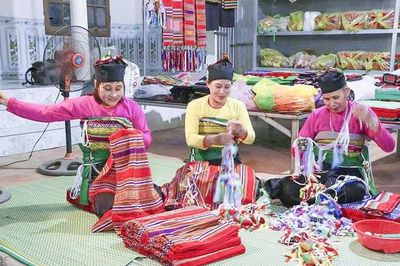 Bảo tồn nghề và làng nghề truyền thống gắn với xây dựng nông thôn mới