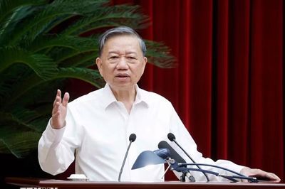 Tổng Bí thư, Chủ tịch nước Tô Lâm: Không coi quy hoạch cán bộ là 'giữ chỗ', 'xếp hàng đến lượt'