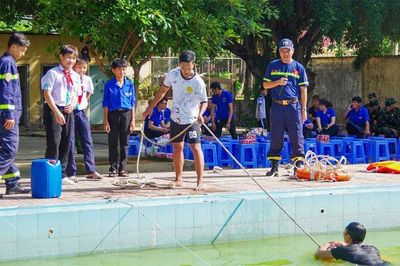 Tập huấn kỹ năng phòng, chống đuối nước và tai nạn thương tích cho gần 100 thanh thiếu nhi phường Tô Châu