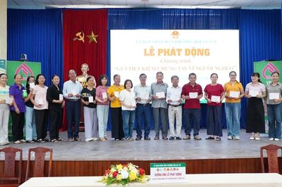 Phường Hội An Tây phát động chương trình 'Gửi tiết kiệm chung tay vì người nghèo'