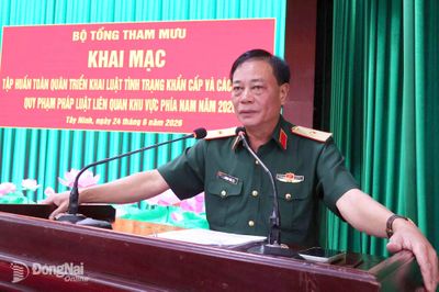 Triển khai Luật Tình trạng khẩn cấp và các văn bản quy phạm liên quan cho toàn quân khu vực phía Nam
