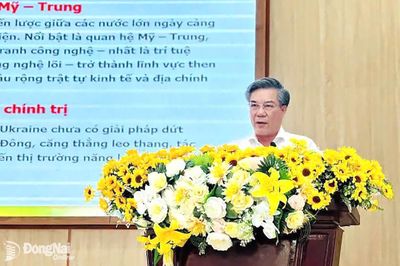 Thông tin thời sự cho cán bộ, đảng viên các phường, xã: Đồng Phú, Tân Lợi, Đồng Tâm