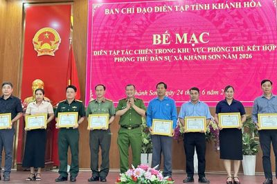 Bế mạc diễn tập tác chiến trong khu vực phòng thủ dân sự xã Khánh Sơn năm 2026