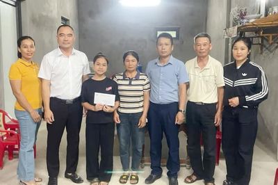 Công an xã Tân Thành: Bắt quả tang 6 đối tượng cá độ bóng đá trái phép