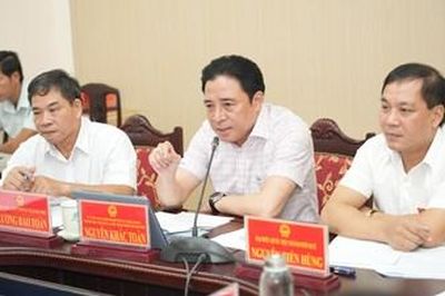 Lắng nghe, chỉ đạo giải quyết kiến nghị, khiếu nại của công dân