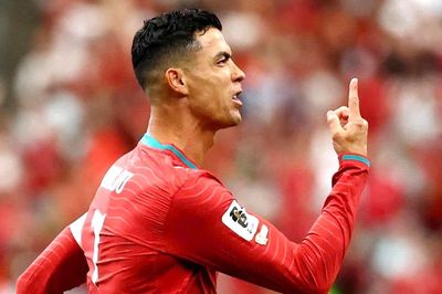 Ronaldo lập kỷ lục vô tiền khoáng hậu tại World Cup, Messi cũng chào thua