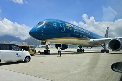 Máy bay Vietnam Airlines chuyển hướng hành trình, cứu hành khách gặp vấn đề sức khỏe