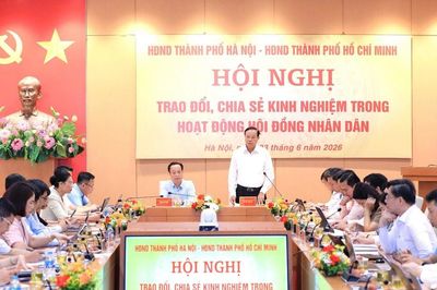 HĐND TP. Hồ Chí Minh và Hà Nội chia sẻ kinh nghiệm đổi mới hoạt động dân cử