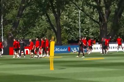 7 đội đi tiếp, 6 đội bị loại sau lượt trận thứ 2 vòng bảng World Cup