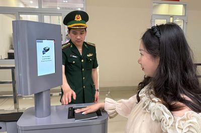 Đẩy mạnh số hóa công tác quản lý, kiểm soát xuất nhập cảnh