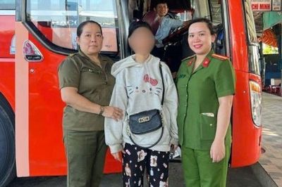 Bé gái khuyết tật đi lạc từ An Giang đến Quảng Ngãi: Hành trình trở về nhà không ngờ