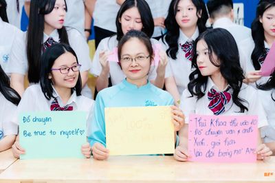 Lớp học Hà Nội lập kỳ tích: Cùng lúc có 4 thủ khoa, gần 93% đỗ trường chuyên