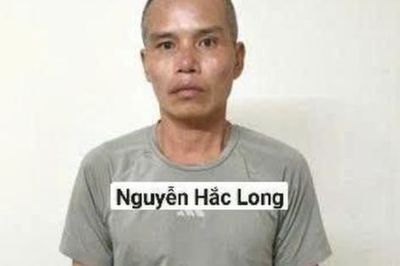 Mang dao, kéo, tuýp sắt đuổi đánh nhau ở chợ hoa Quảng An, 4 người bị bắt giam