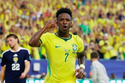 Neymar chào sân, Vinicius chói sáng, Brazil thẳng tiến vào vòng 1/16