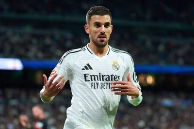 MU có thể chiêu mộ miễn phí tiền vệ từng vô địch Champions League