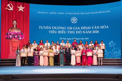 Hà Nội tuyên dương 126 gia đình Văn hóa tiêu biểu năm 2026