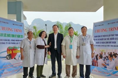 Tâm hồn thi sĩ của người thầy thuốc tận hiến với cuộc đời