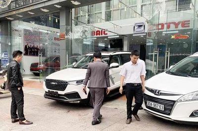 Xe ôtô Trung Quốc giá rẻ có thể sắp không còn rẻ nữa
