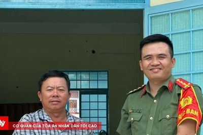 Người dân giao nộp 3 cá thể rùa quý hiếm
