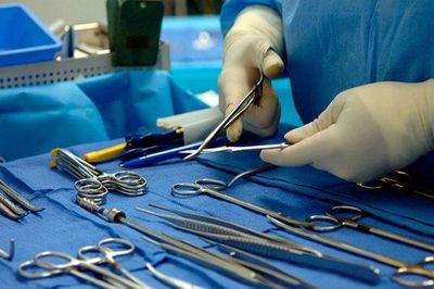 Nam sinh 16 tuổi hồi sinh nhờ ca ghép gan đặc biệt