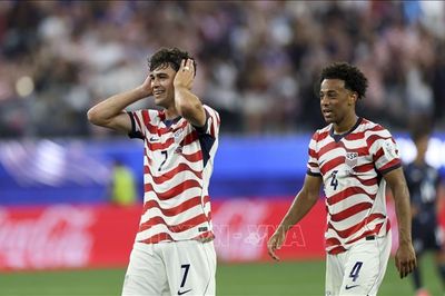World Cup 2026: Khi ngôi đầu mang đến bài toán khó