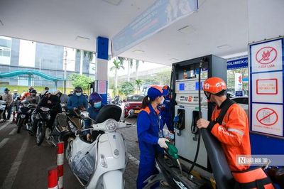 Bộ Tài chính đề xuất kéo dài ưu đãi thuế xăng dầu thêm 3 tháng